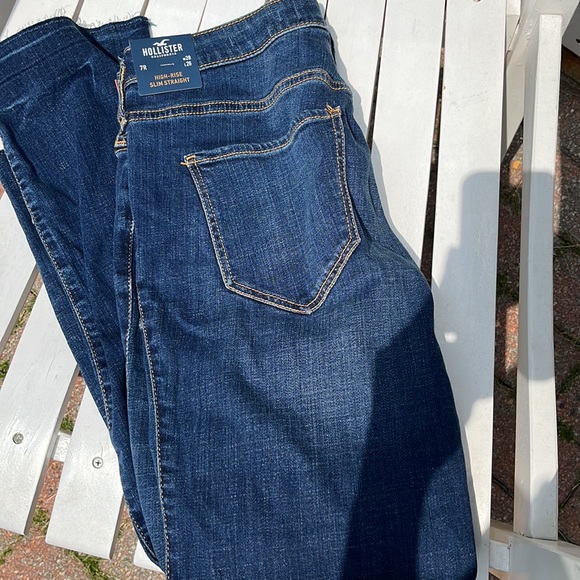 ☀️NWT Hollister High-Rise Slim Straight 7R - Picture 3 of 5